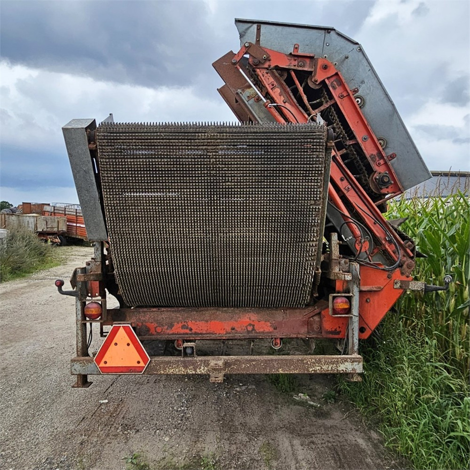 Kverneland UN 2200 - Картофелеуборочный комбайн: фото 3 Kverneland UN 2200 - Картофелеуборочный комбайн: фото 3