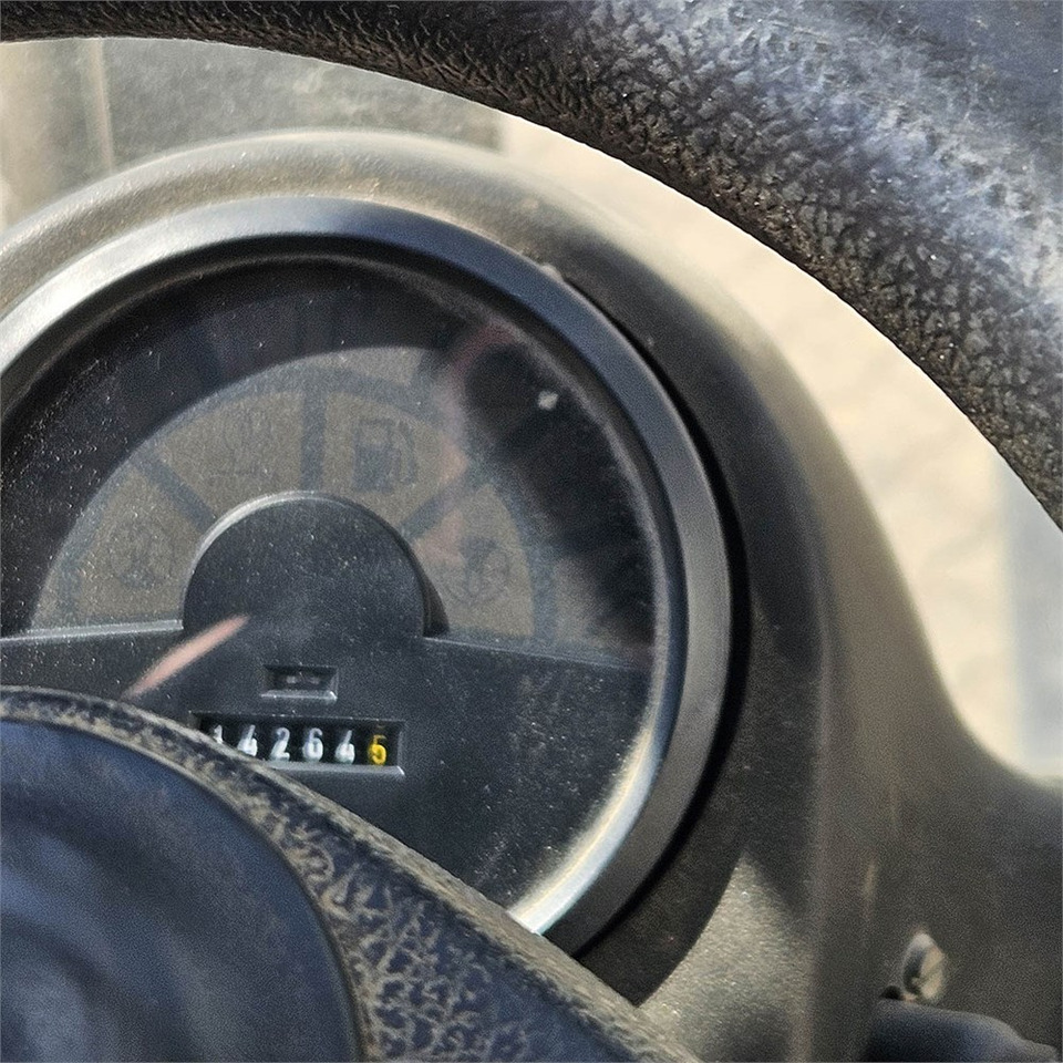 Вилочный погрузчик Linde H40D-04: фото 13