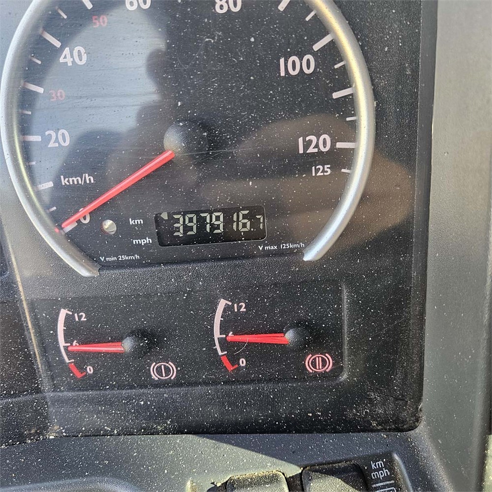 Грузовик с закрытым кузовом MAN Tg a 26.350: фото 15 Грузовик с закрытым кузовом MAN Tg a 26.350: фото 15