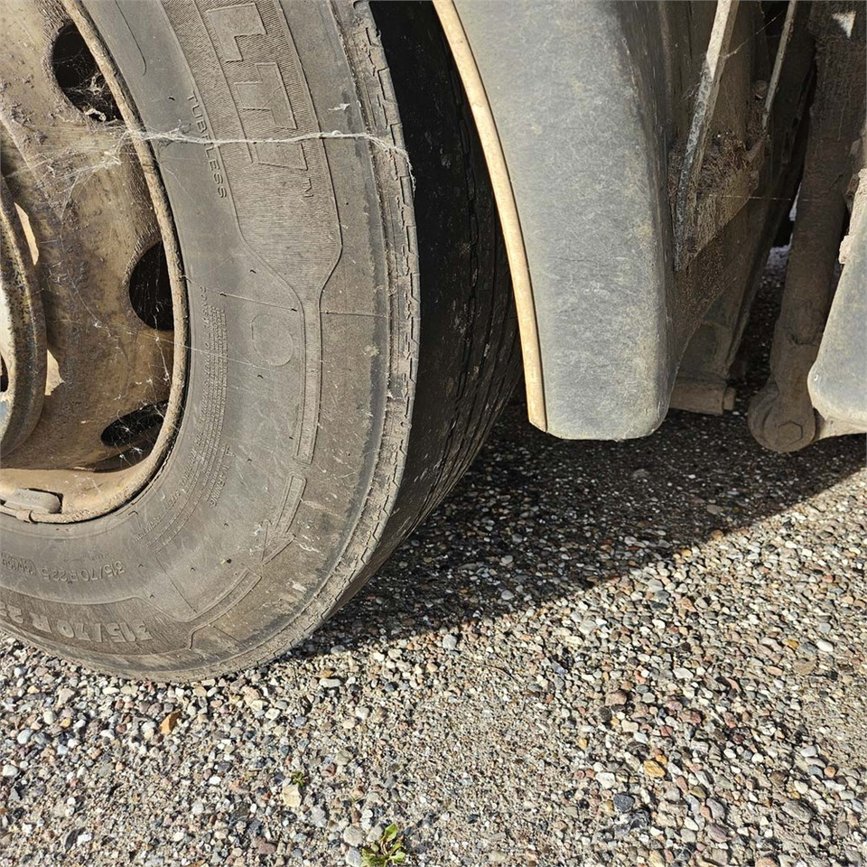 Грузовик с закрытым кузовом MAN Tg a 26.350: фото 38 Грузовик с закрытым кузовом MAN Tg a 26.350: фото 38