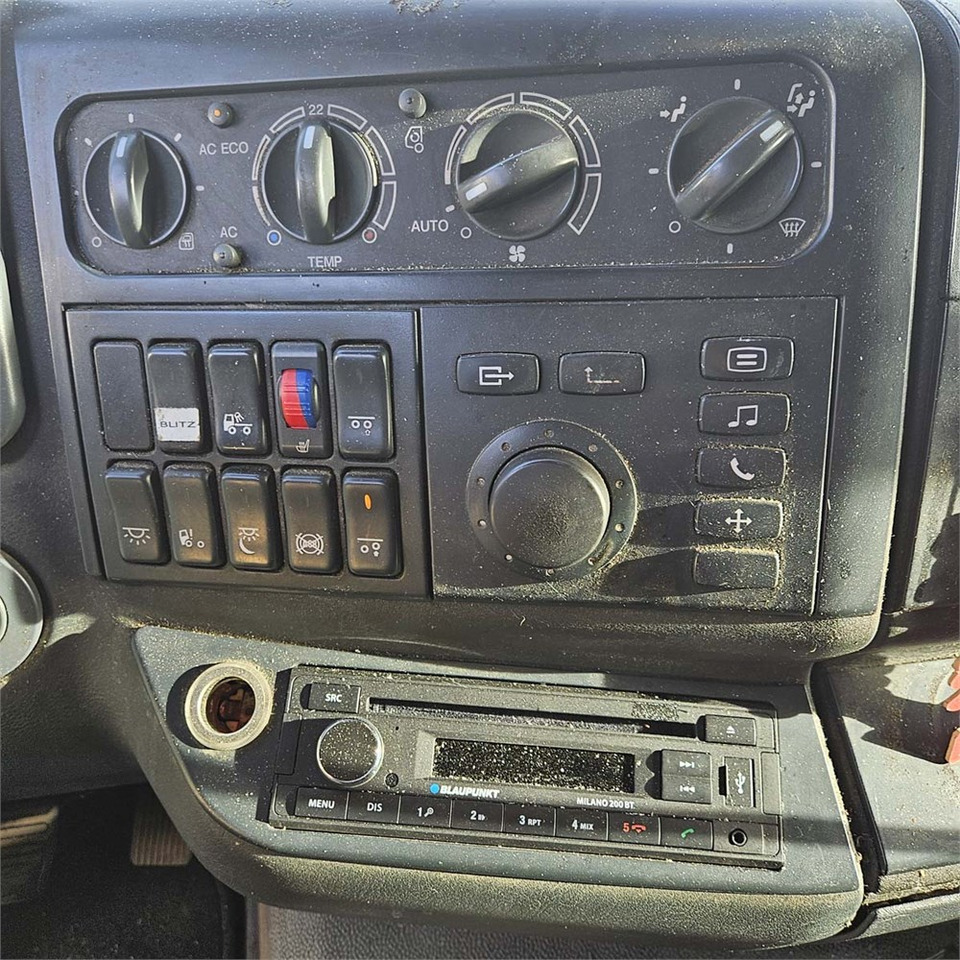 Грузовик с закрытым кузовом MAN Tg a 26.350: фото 17 Грузовик с закрытым кузовом MAN Tg a 26.350: фото 17