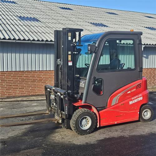 Manitou ME430 - Вилочный погрузчик: фото 1 Manitou ME430 - Вилочный погрузчик: фото 1