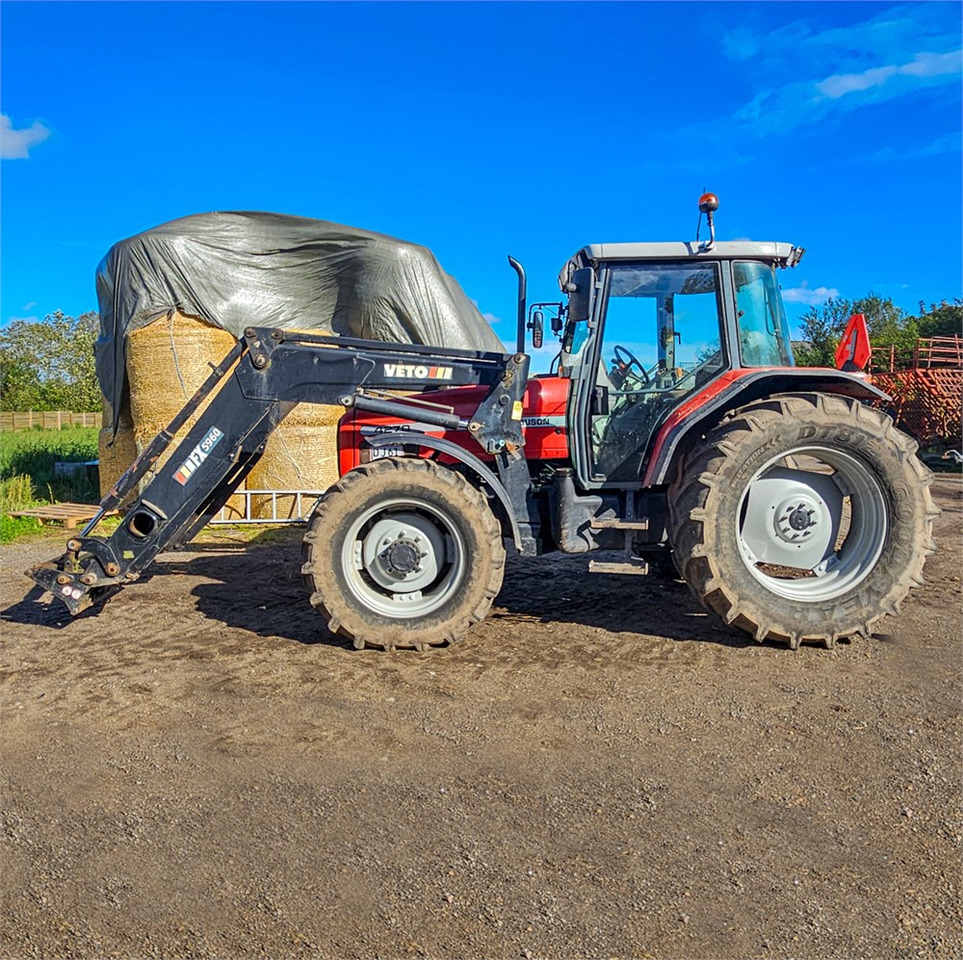 Massey Ferguson 4270 - Трактор: фото 2 Massey Ferguson 4270 - Трактор: фото 2