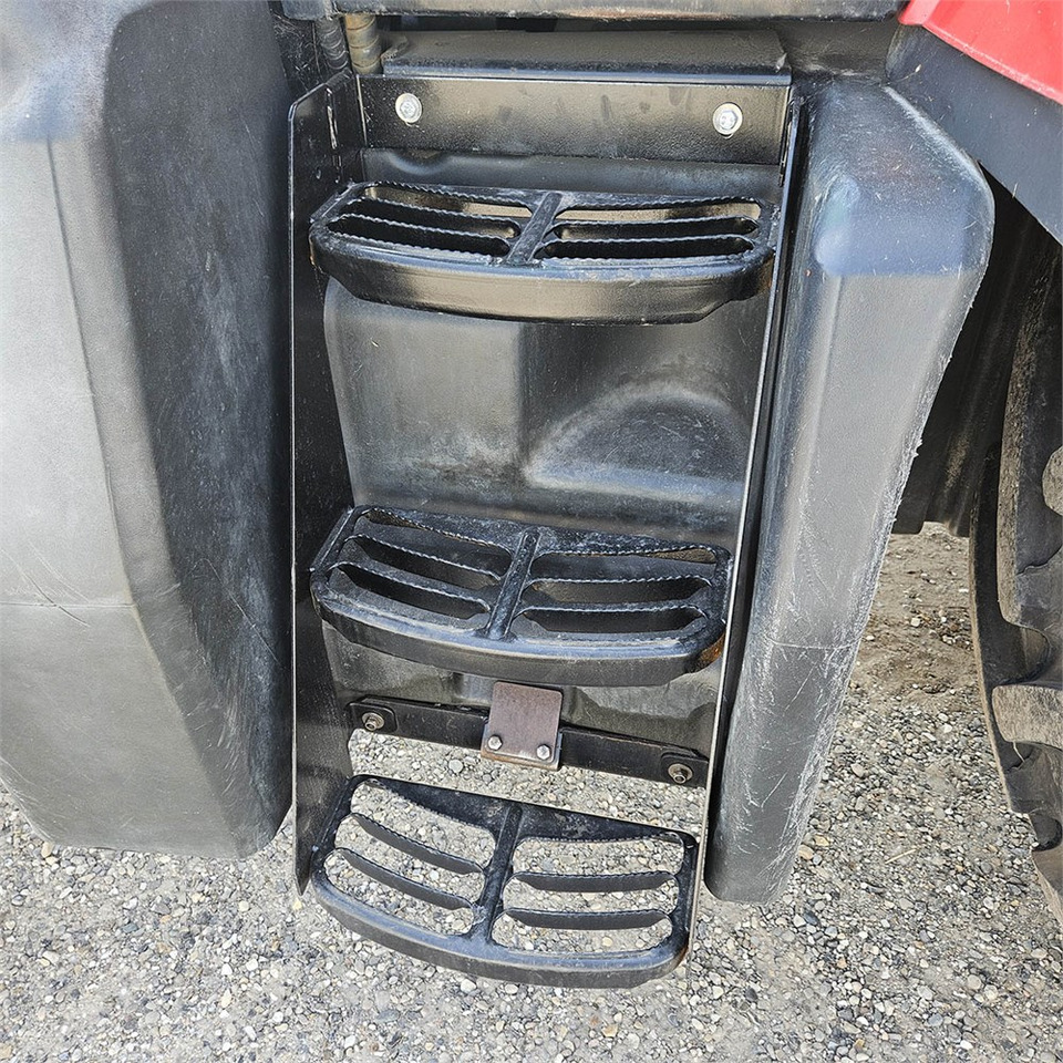 Трактор Massey Ferguson 6480: фото 35