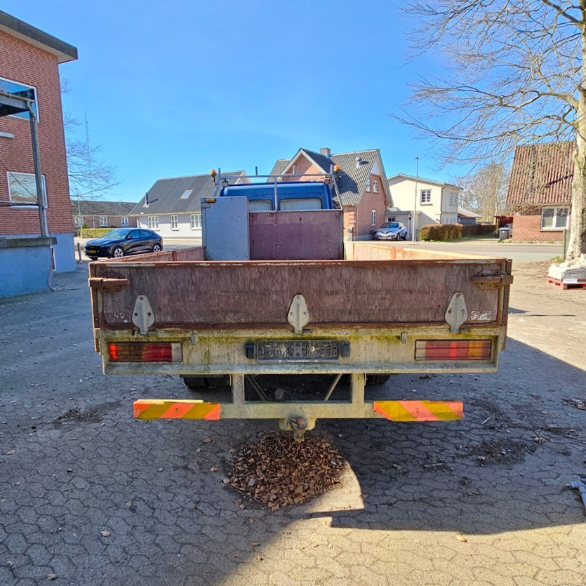 Mercedes ATEGO 817 - Грузовик бортовой/ Платформа: фото 4 Mercedes ATEGO 817 - Грузовик бортовой/ Платформа: фото 4