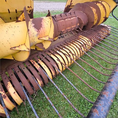 New Holland FX40 - Комбайн: фото 2 New Holland FX40 - Комбайн: фото 2