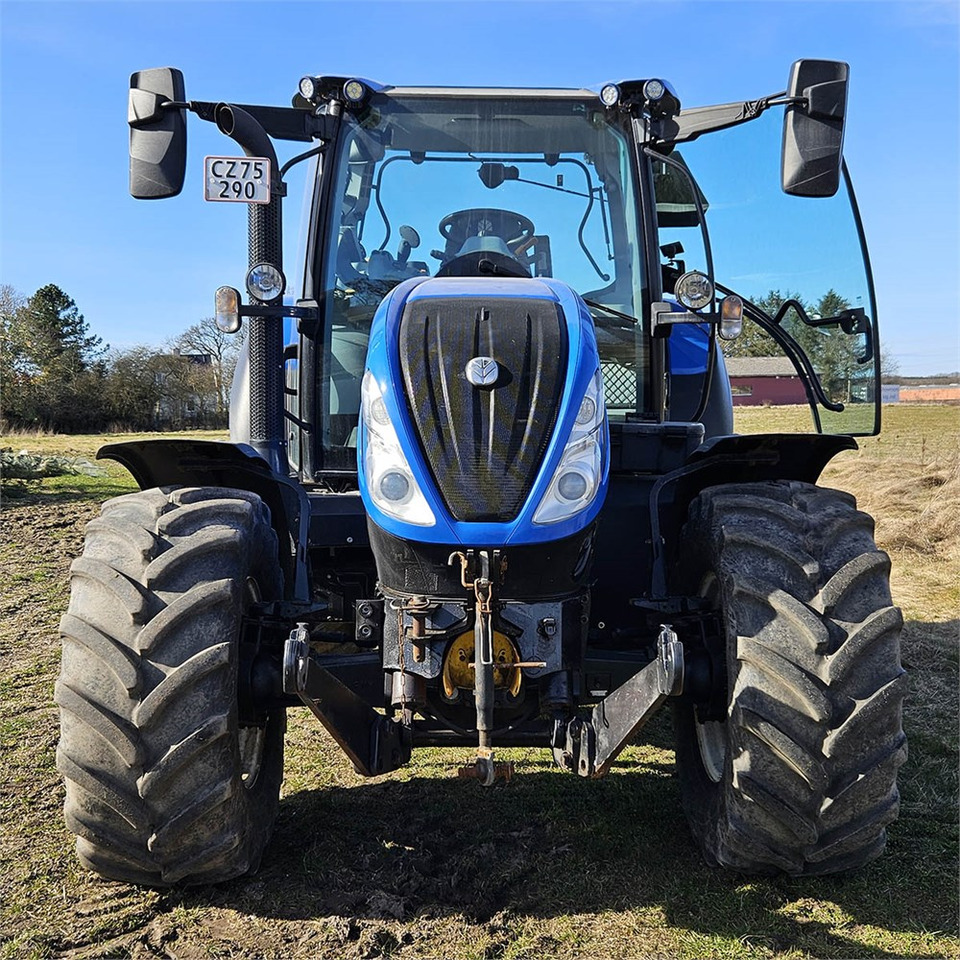 New Holland T5.120 DC - Трактор: фото 3 New Holland T5.120 DC - Трактор: фото 3