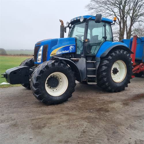 New Holland T8050 Class 5 - Трактор: фото 5 New Holland T8050 Class 5 - Трактор: фото 5