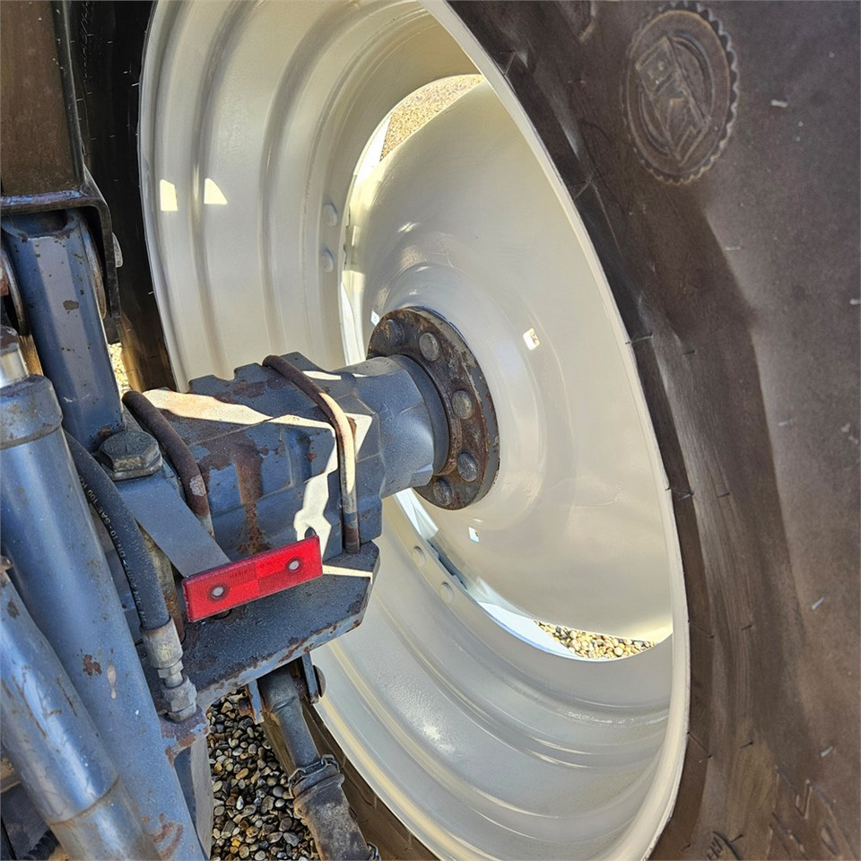 Трактор New Holland TS 100: фото 46 Трактор New Holland TS 100: фото 46