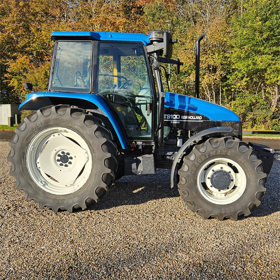 Трактор New Holland TS 100: фото 9 Трактор New Holland TS 100: фото 9