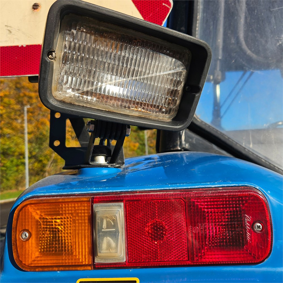 Трактор New Holland TS 100: фото 42 Трактор New Holland TS 100: фото 42