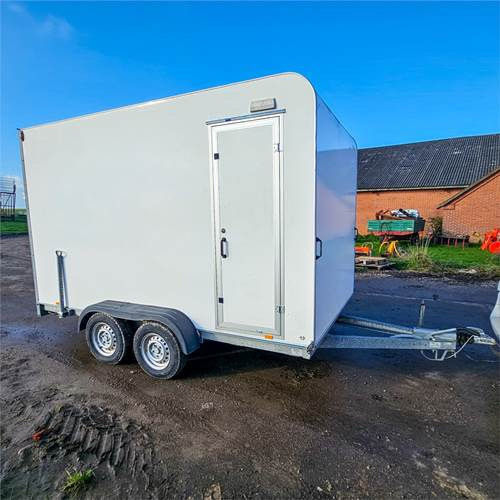 Selandia M06 - Прицеп для легкового автомобиля: фото 3 Selandia M06 - Прицеп для легкового автомобиля: фото 3