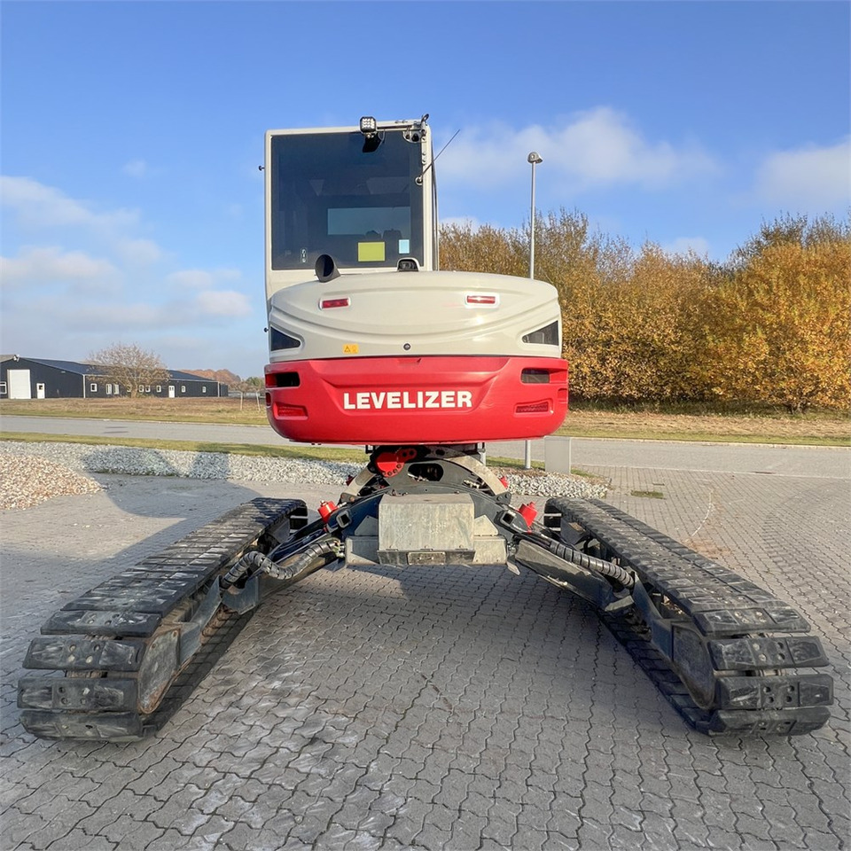 Мини-экскаватор Takeuchi TB260 Levelizer: фото 8 Мини-экскаватор Takeuchi TB260 Levelizer: фото 8