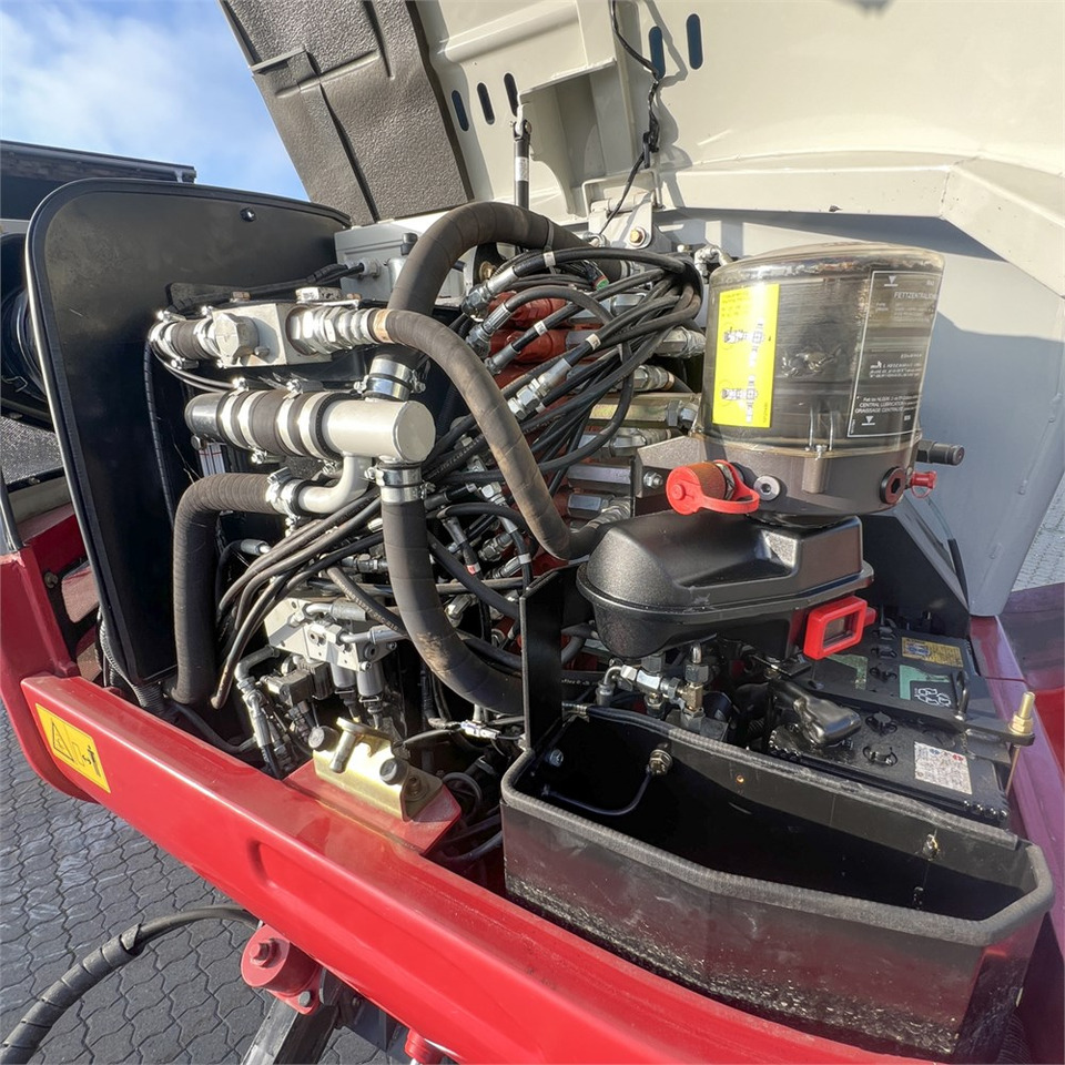 Мини-экскаватор Takeuchi TB260 Levelizer: фото 37 Мини-экскаватор Takeuchi TB260 Levelizer: фото 37