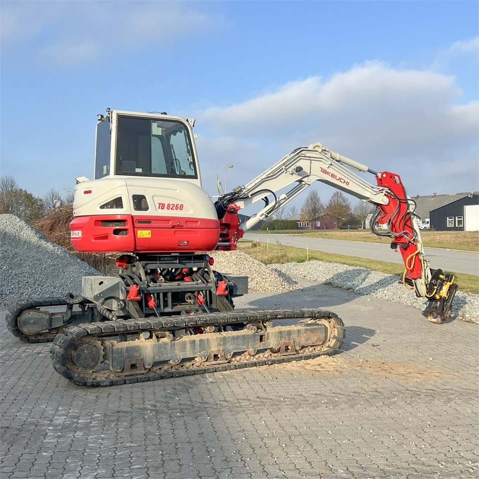 Мини-экскаватор Takeuchi TB260 Levelizer: фото 10 Мини-экскаватор Takeuchi TB260 Levelizer: фото 10