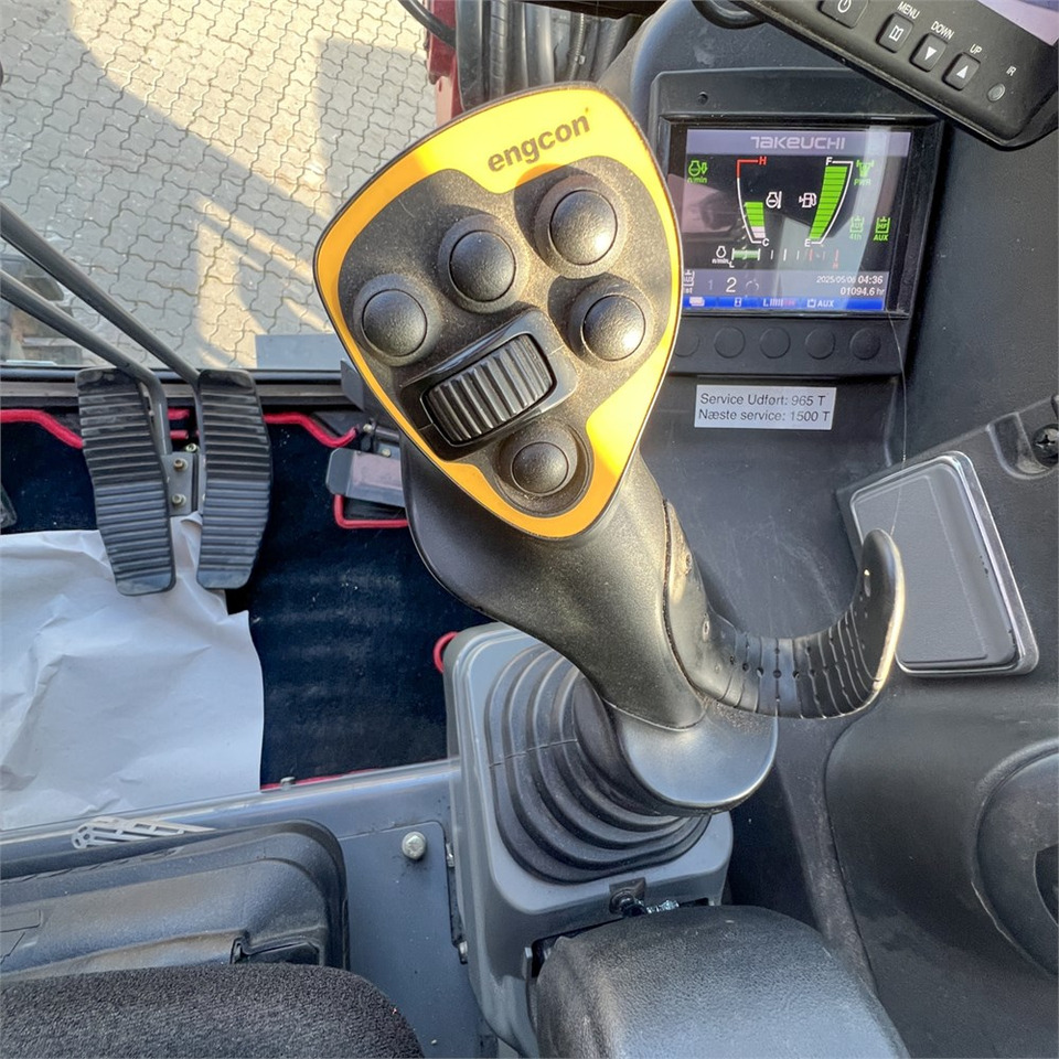 Мини-экскаватор Takeuchi TB260 Levelizer: фото 19 Мини-экскаватор Takeuchi TB260 Levelizer: фото 19