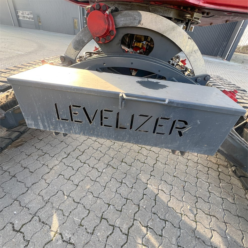 Мини-экскаватор Takeuchi TB260 Levelizer: фото 29 Мини-экскаватор Takeuchi TB260 Levelizer: фото 29