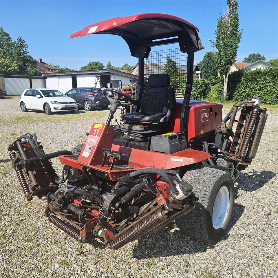 Toro Reelmaster 6700-D - Газонокосилка: фото 4 Toro Reelmaster 6700-D - Газонокосилка: фото 4