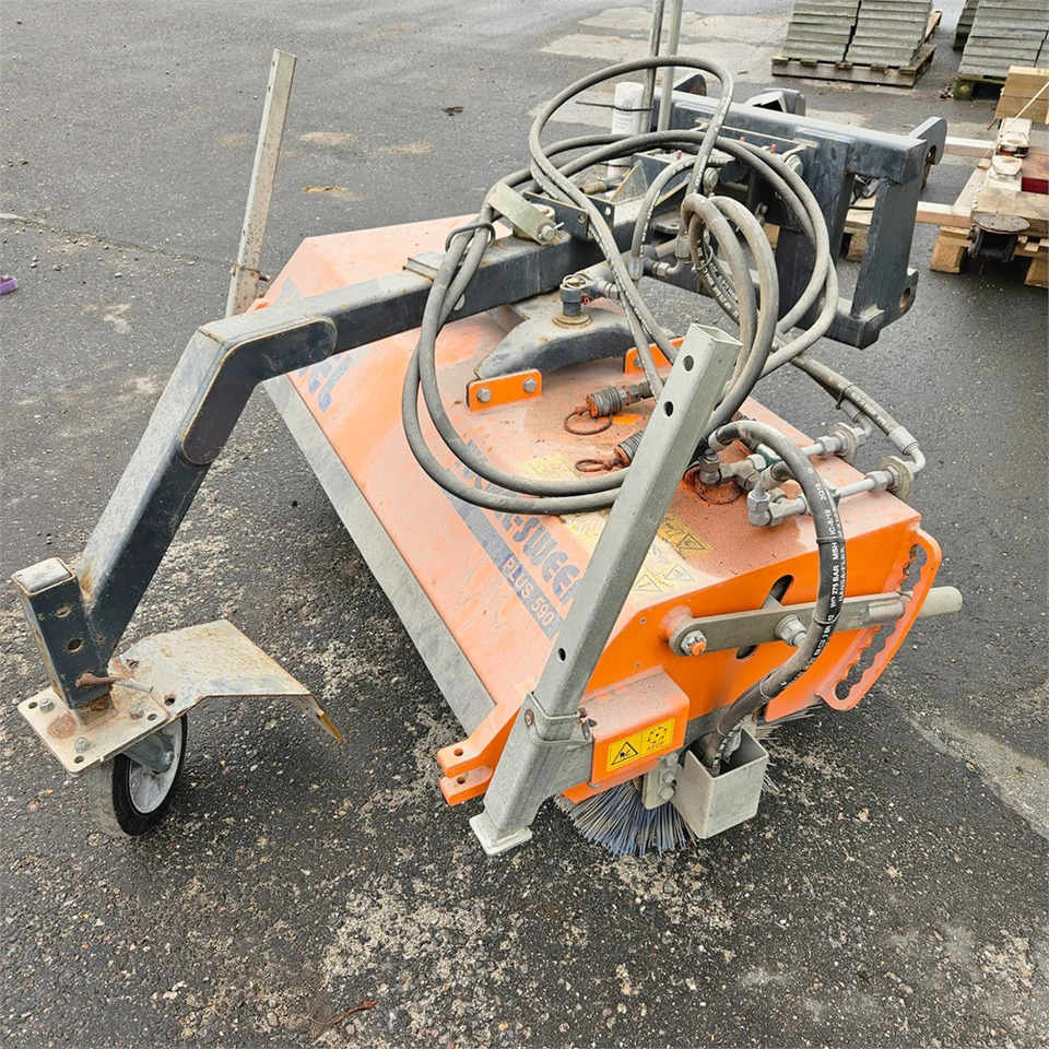 Tuchel Plus 590 - 135 - Щетка: фото 3 Tuchel Plus 590 - 135 - Щетка: фото 3