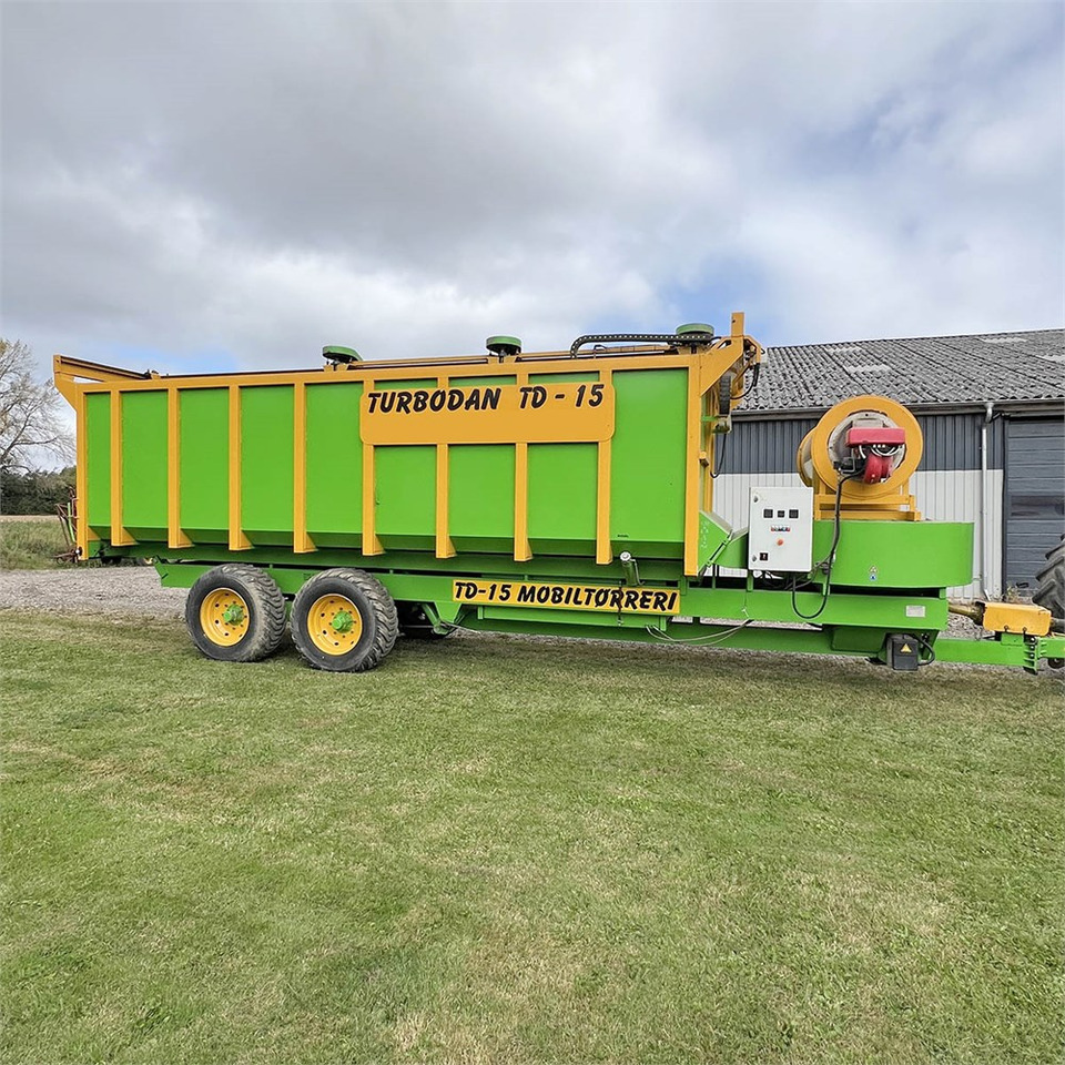 Turbodan TD15 - Техника для сенозаготовки: фото 5 Turbodan TD15 - Техника для сенозаготовки: фото 5