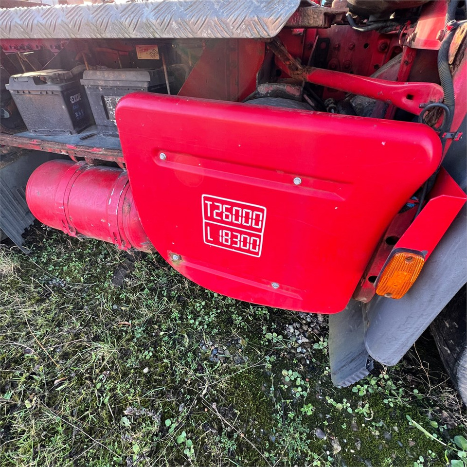 Тягач Renault 440 DXI Gigant: фото 25