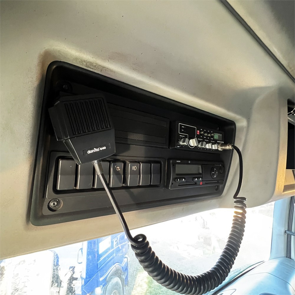 Тягач Renault 440 DXI Gigant: фото 19