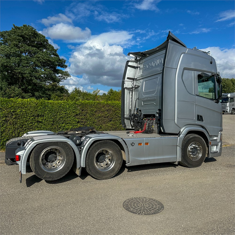 Scania R530 (A6X2NB) - Тягач: фото 4 Scania R530 (A6X2NB) - Тягач: фото 4