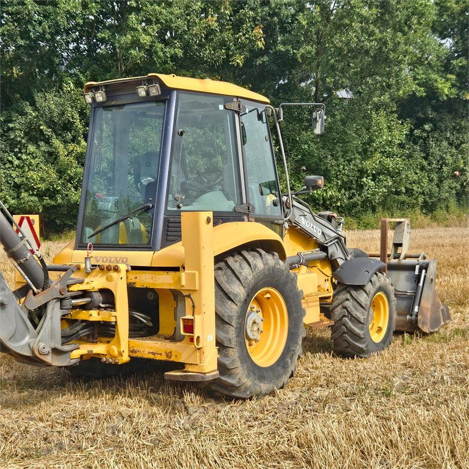 Экскаватор-погрузчик Volvo BL71 Plus: фото 13 Экскаватор-погрузчик Volvo BL71 Plus: фото 13