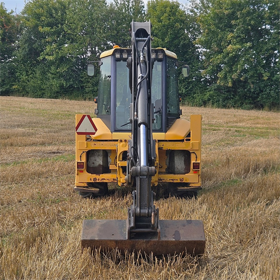 Экскаватор-погрузчик Volvo BL71 Plus: фото 6 Экскаватор-погрузчик Volvo BL71 Plus: фото 6