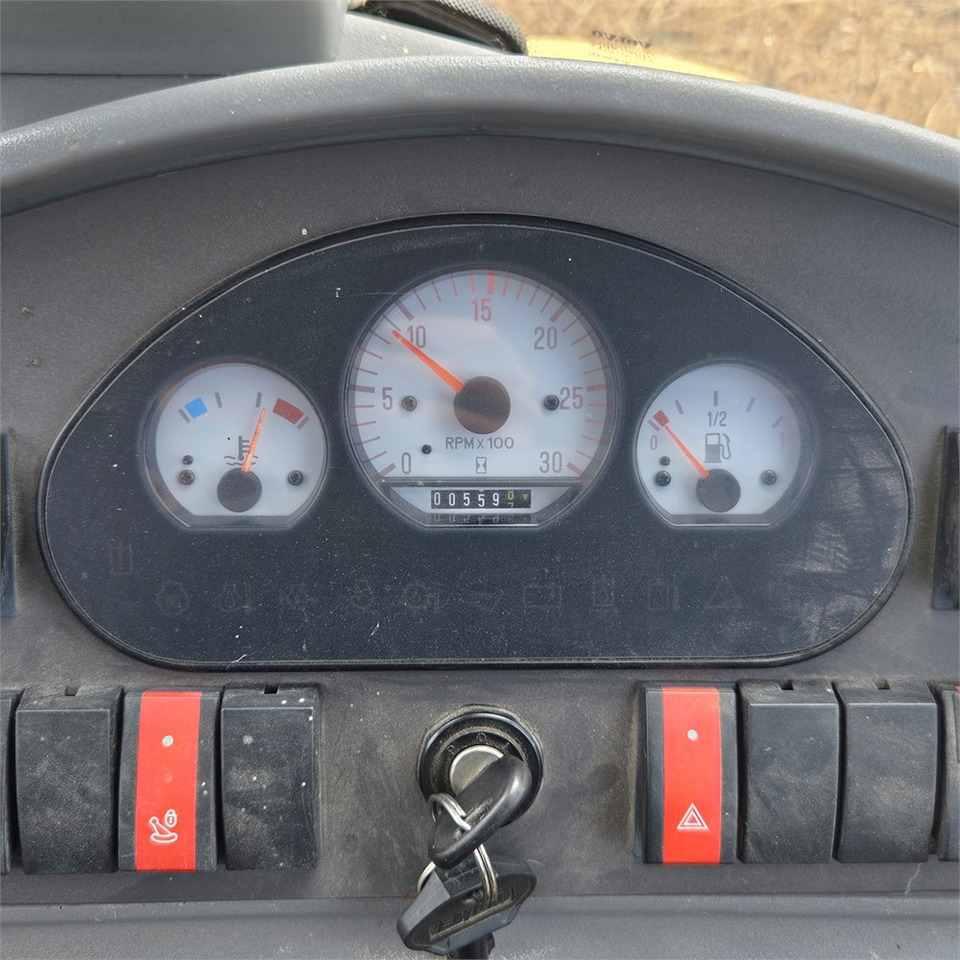 Экскаватор-погрузчик Volvo BL71 Plus: фото 34 Экскаватор-погрузчик Volvo BL71 Plus: фото 34