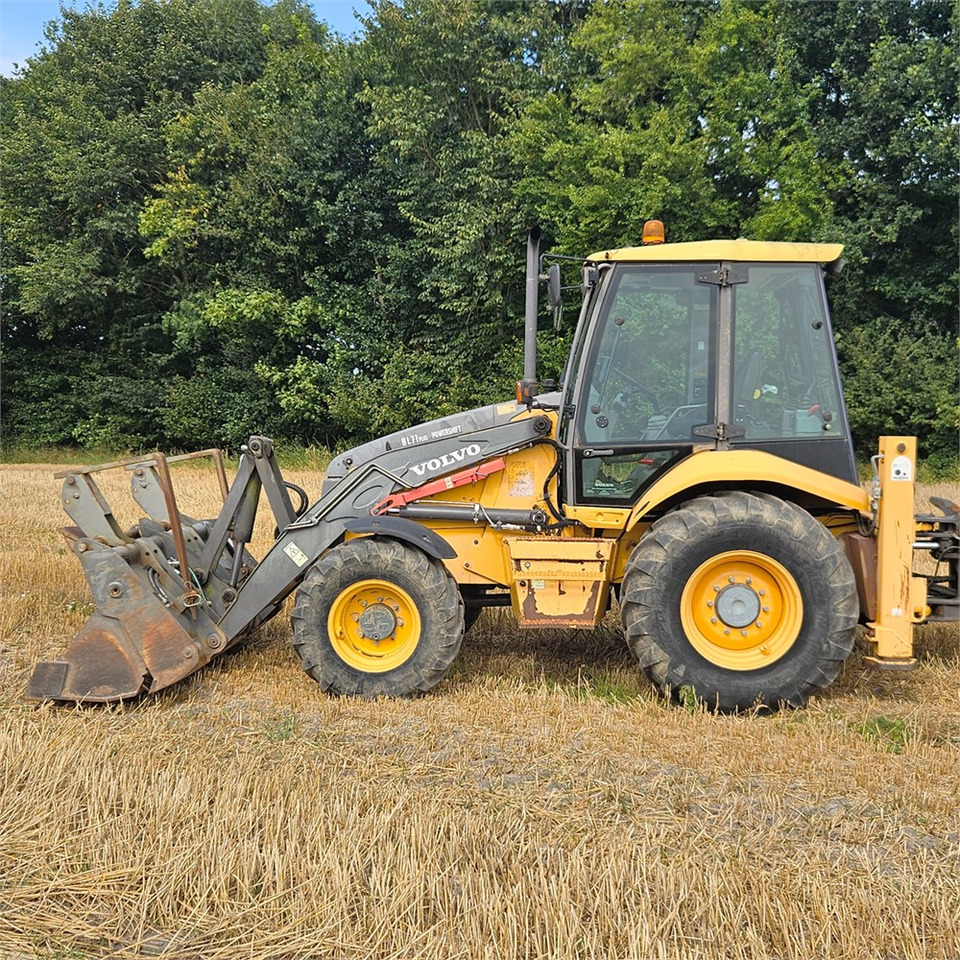 Экскаватор-погрузчик Volvo BL71 Plus: фото 11 Экскаватор-погрузчик Volvo BL71 Plus: фото 11