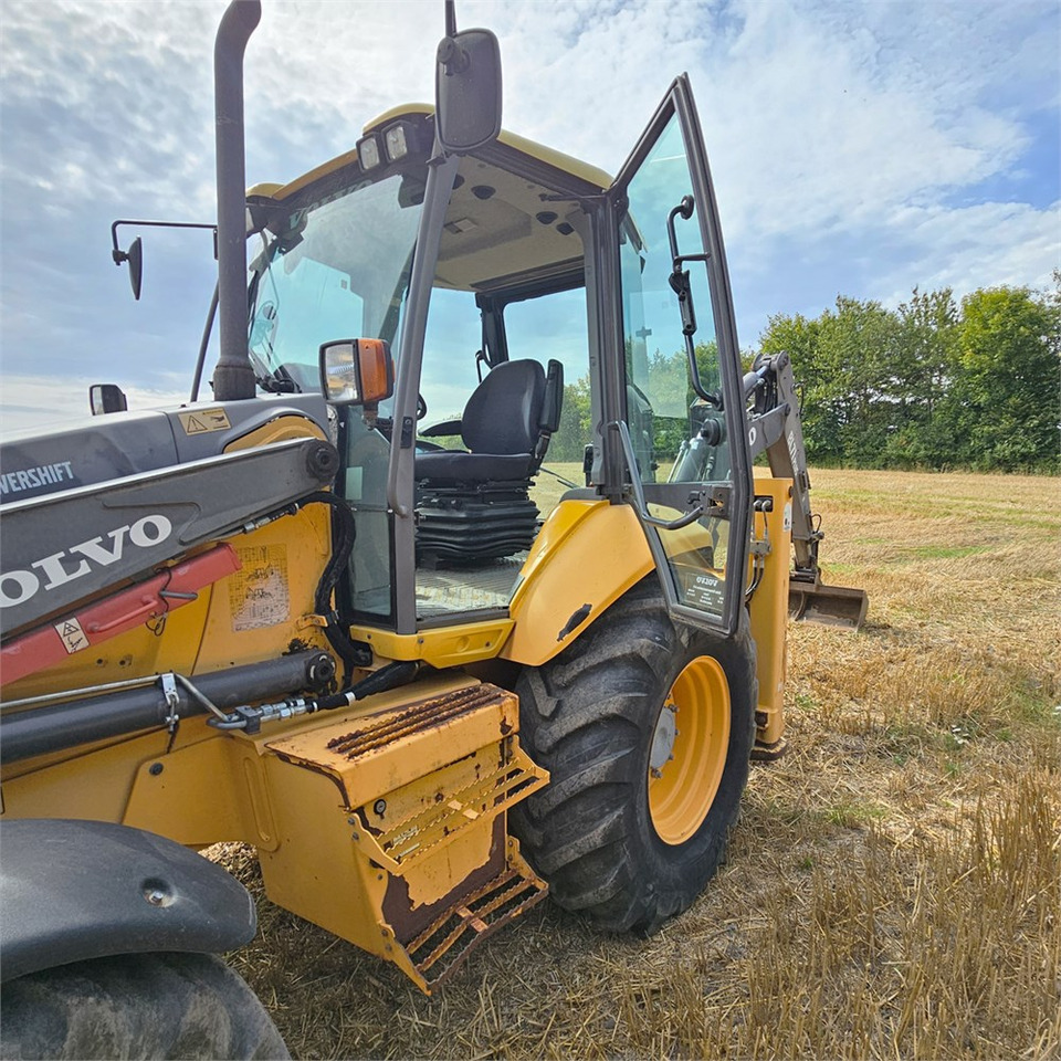 Экскаватор-погрузчик Volvo BL71 Plus: фото 15 Экскаватор-погрузчик Volvo BL71 Plus: фото 15