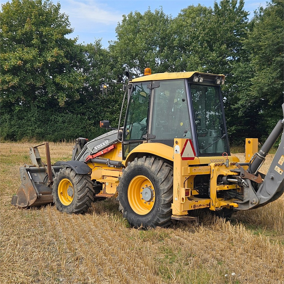 Экскаватор-погрузчик Volvo BL71 Plus: фото 12 Экскаватор-погрузчик Volvo BL71 Plus: фото 12