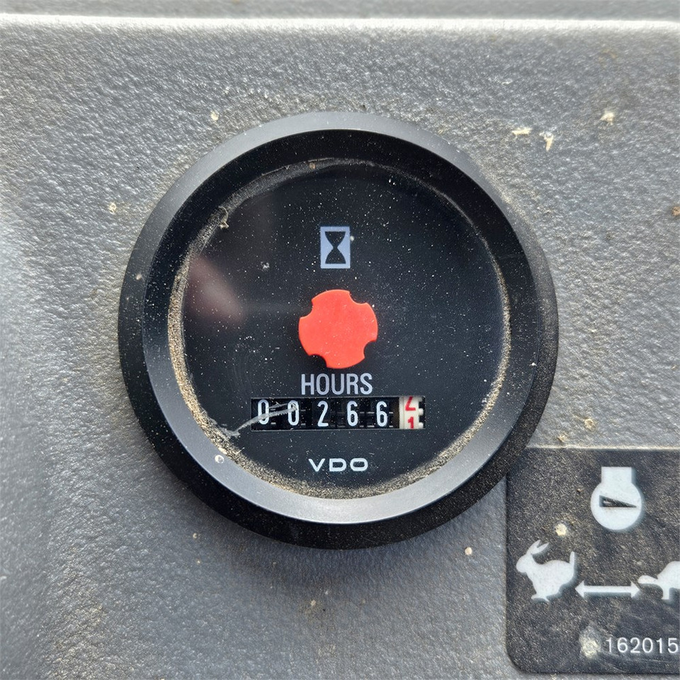 Экскаватор-погрузчик Volvo BL71 Plus: фото 28 Экскаватор-погрузчик Volvo BL71 Plus: фото 28