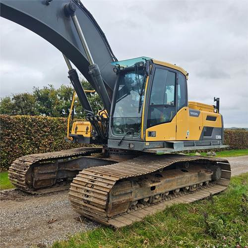 Volvo EC300 DL - Гусеничный экскаватор: фото 2 Volvo EC300 DL - Гусеничный экскаватор: фото 2