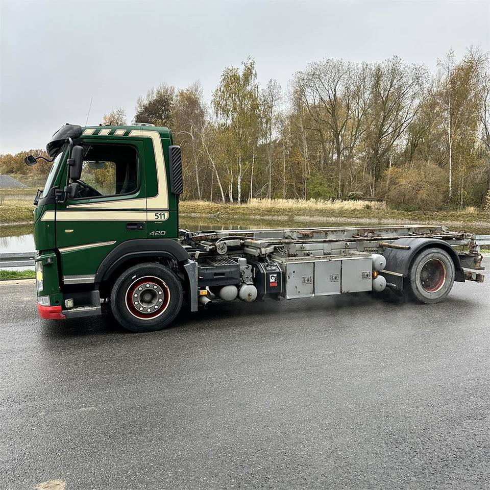 Volvo FM-330 - Тросовый мультилифт: фото 2 Volvo FM-330 - Тросовый мультилифт: фото 2