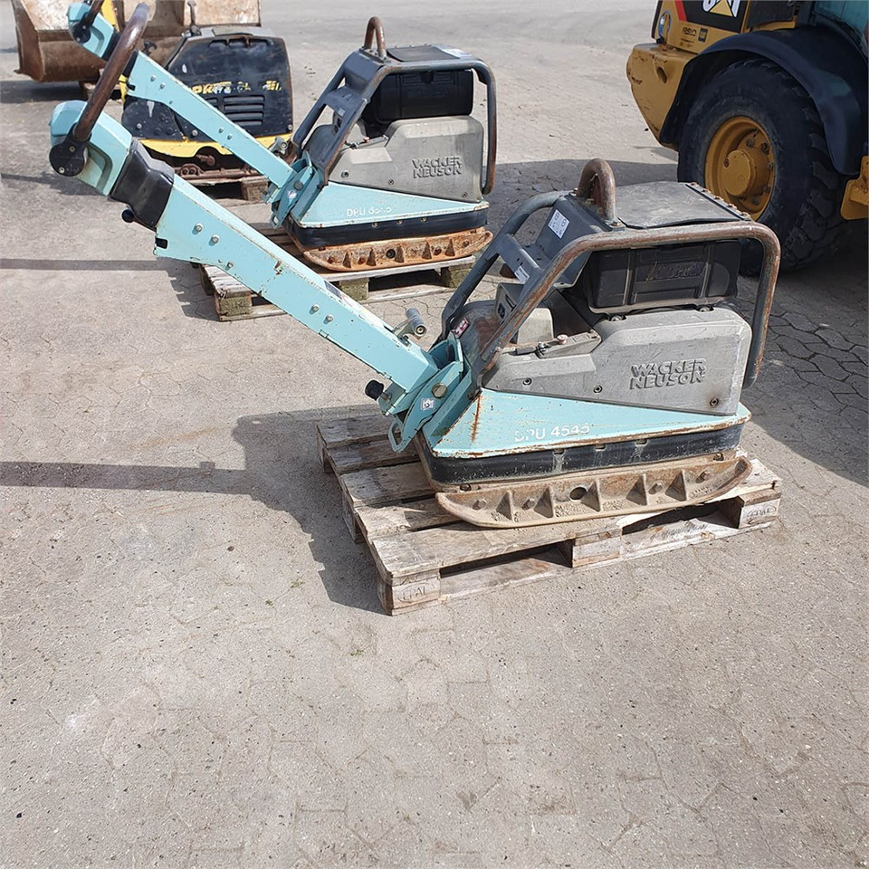 Wacker Neuson DPU4545 - Виброплита: фото 1 Wacker Neuson DPU4545 - Виброплита: фото 1