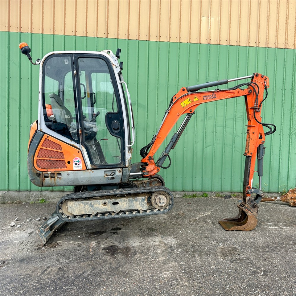 Wacker Neuson ET18 - Мини-экскаватор: фото 3 Wacker Neuson ET18 - Мини-экскаватор: фото 3