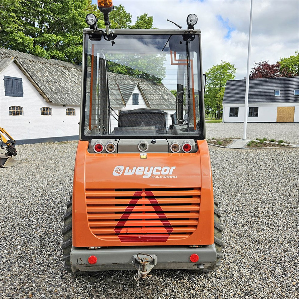Weycor 35 Super - Мини-погрузчик с бортовым поворотом: фото 5 Weycor 35 Super - Мини-погрузчик с бортовым поворотом: фото 5
