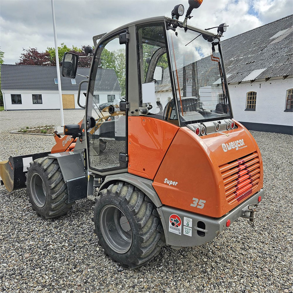Weycor 35 Super - Мини-погрузчик с бортовым поворотом: фото 4 Weycor 35 Super - Мини-погрузчик с бортовым поворотом: фото 4