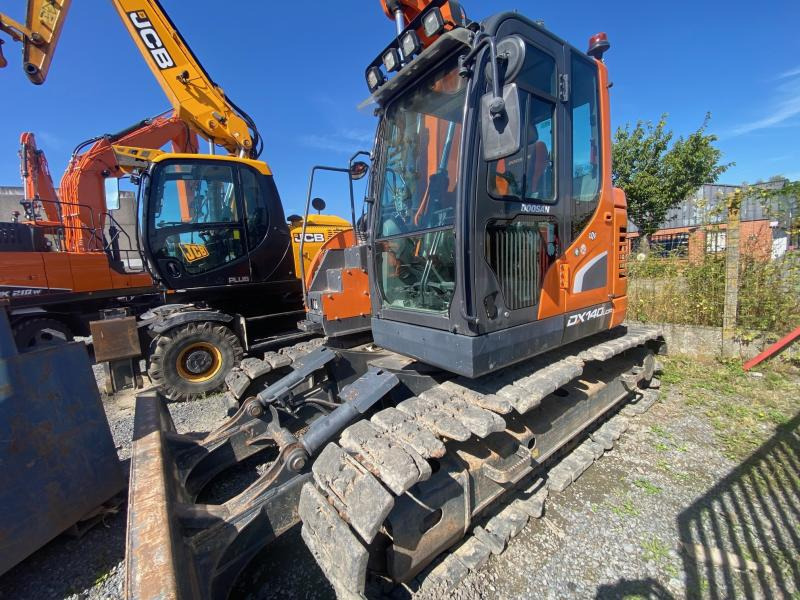 Doosan DX 140LCR-5 - Гусеничный экскаватор: фото 1 Doosan DX 140LCR-5 - Гусеничный экскаватор: фото 1