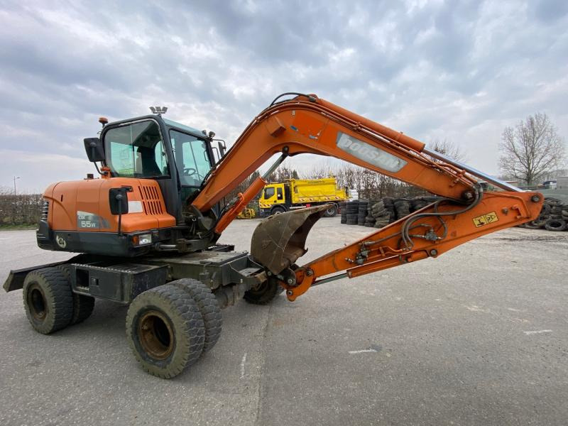 Doosan DX 55W - Колёсный экскаватор: фото 5 Doosan DX 55W - Колёсный экскаватор: фото 5