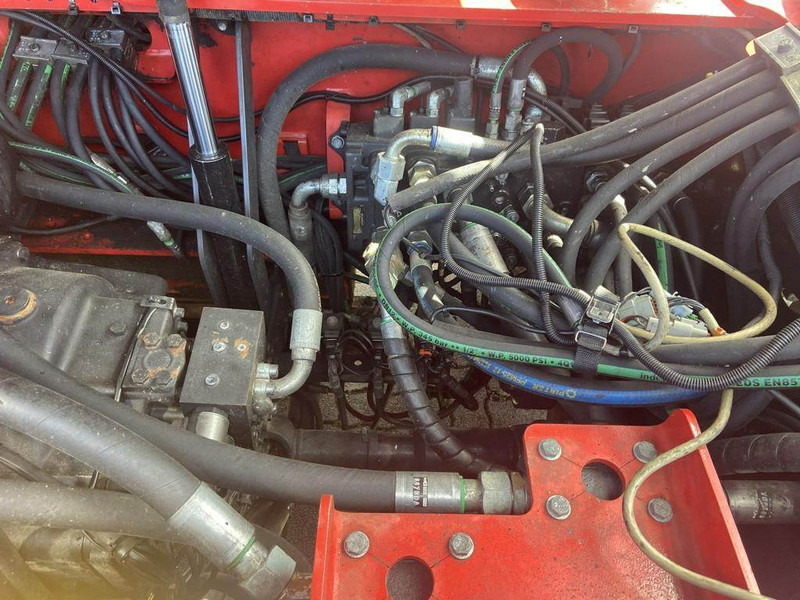 Контейнерный погрузчик Kalmar DCE70-35E4: фото 8