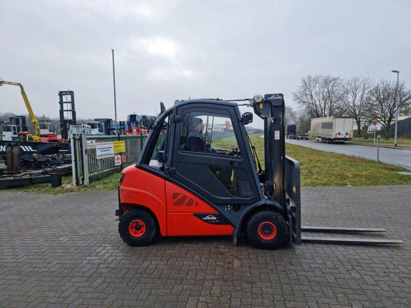 Linde H25D-02 - Дизельный погрузчик: фото 4 Linde H25D-02 - Дизельный погрузчик: фото 4