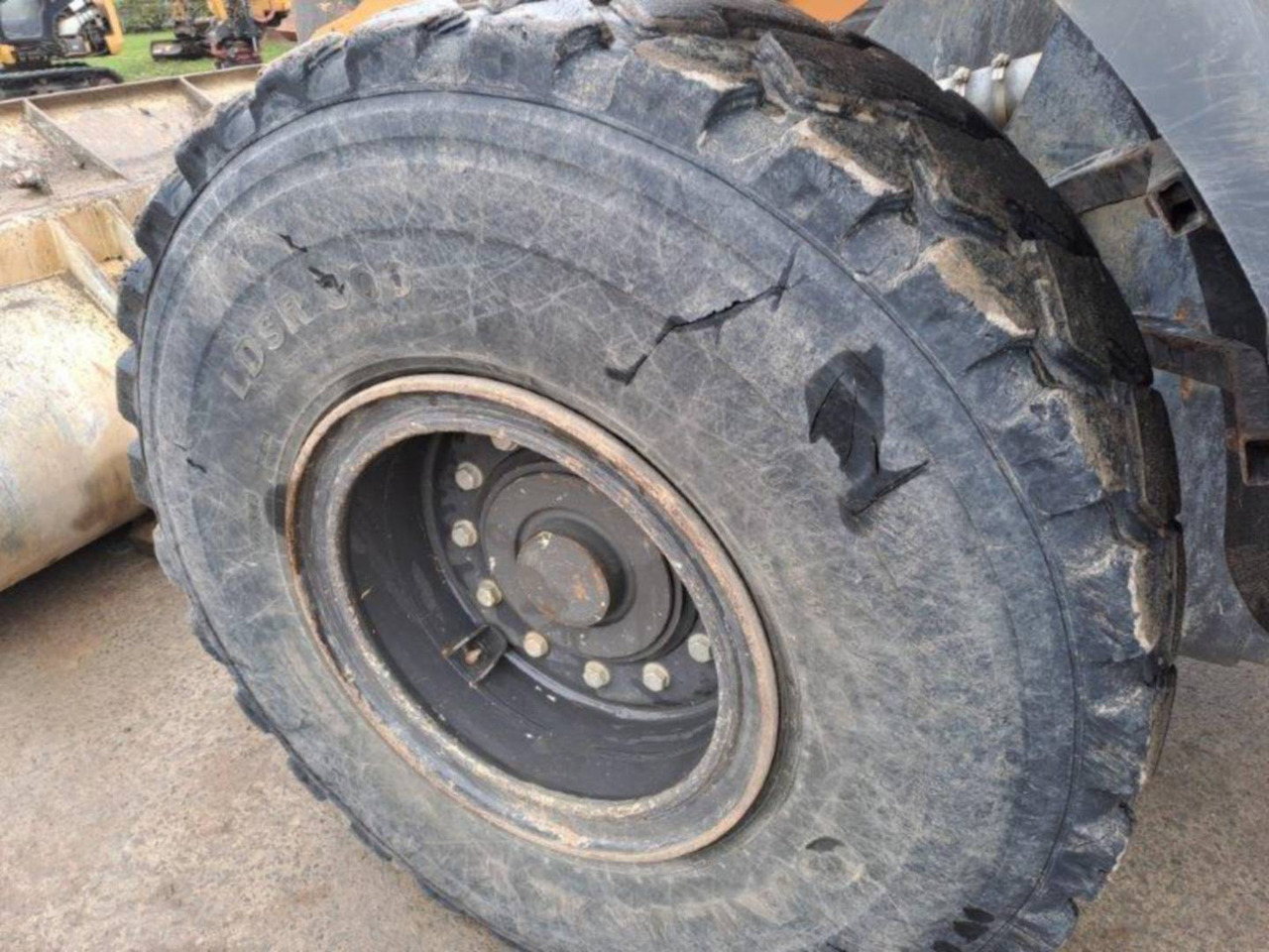 Колёсный погрузчик CASE 521 GXR: фото 10