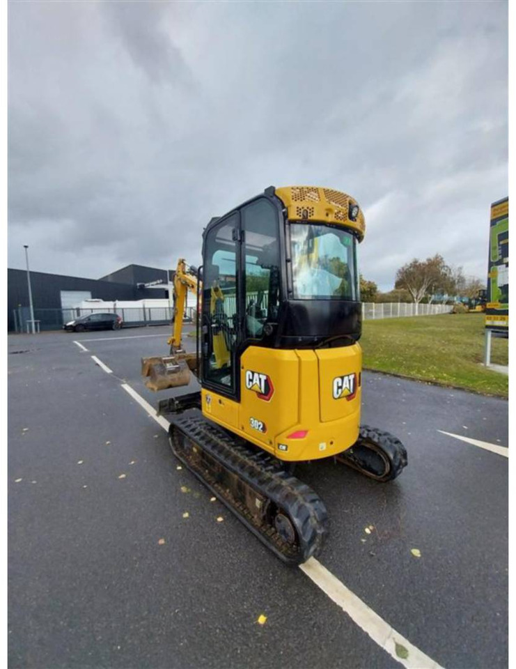 CAT 302 - Гусеничный экскаватор: фото 3 CAT 302 - Гусеничный экскаватор: фото 3