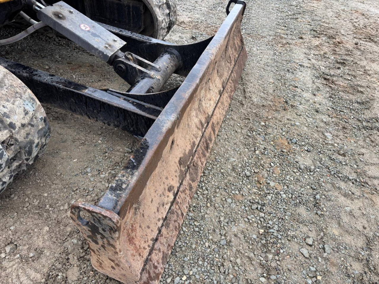 Гусеничный экскаватор CAT 305: фото 18