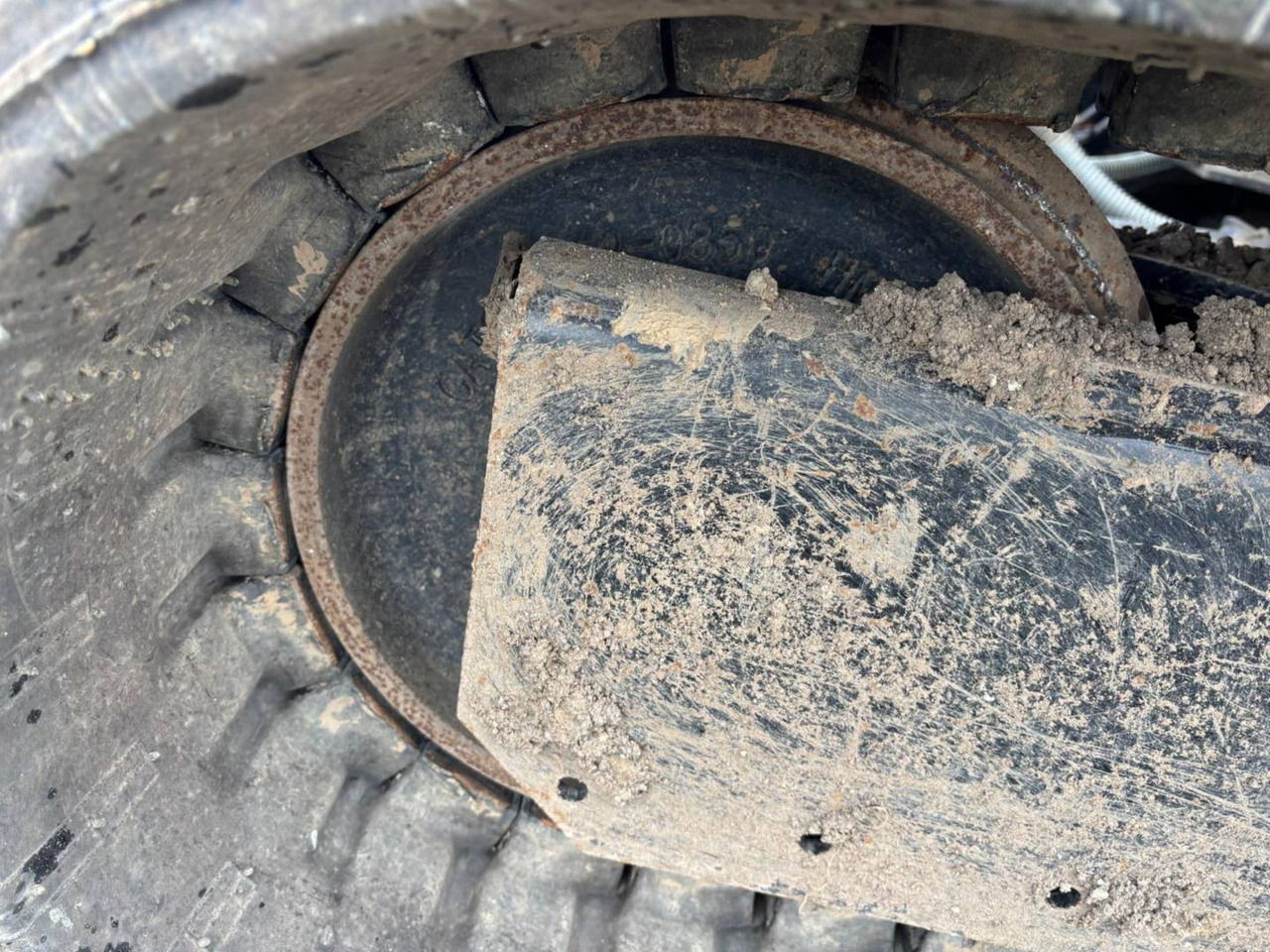 Гусеничный экскаватор CAT 305: фото 16