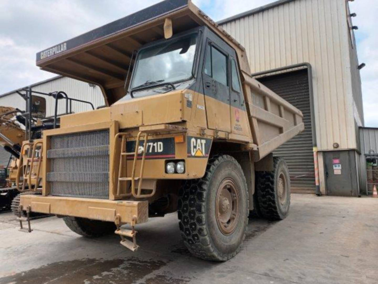 CAT 771D - Карьерный самосвал: фото 1 CAT 771D - Карьерный самосвал: фото 1