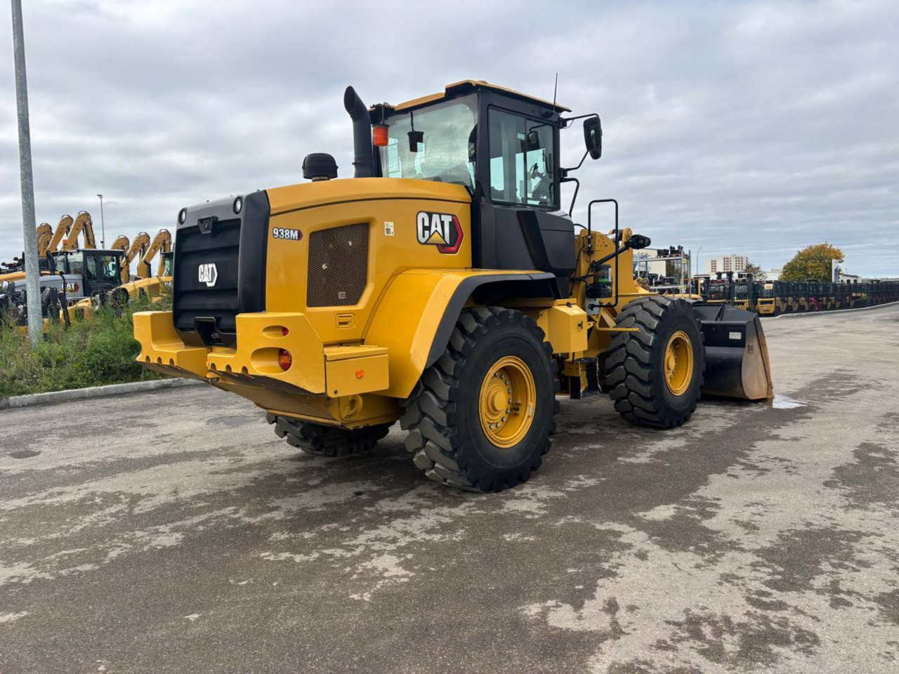 CAT 938M - Колёсный погрузчик: фото 4 CAT 938M - Колёсный погрузчик: фото 4